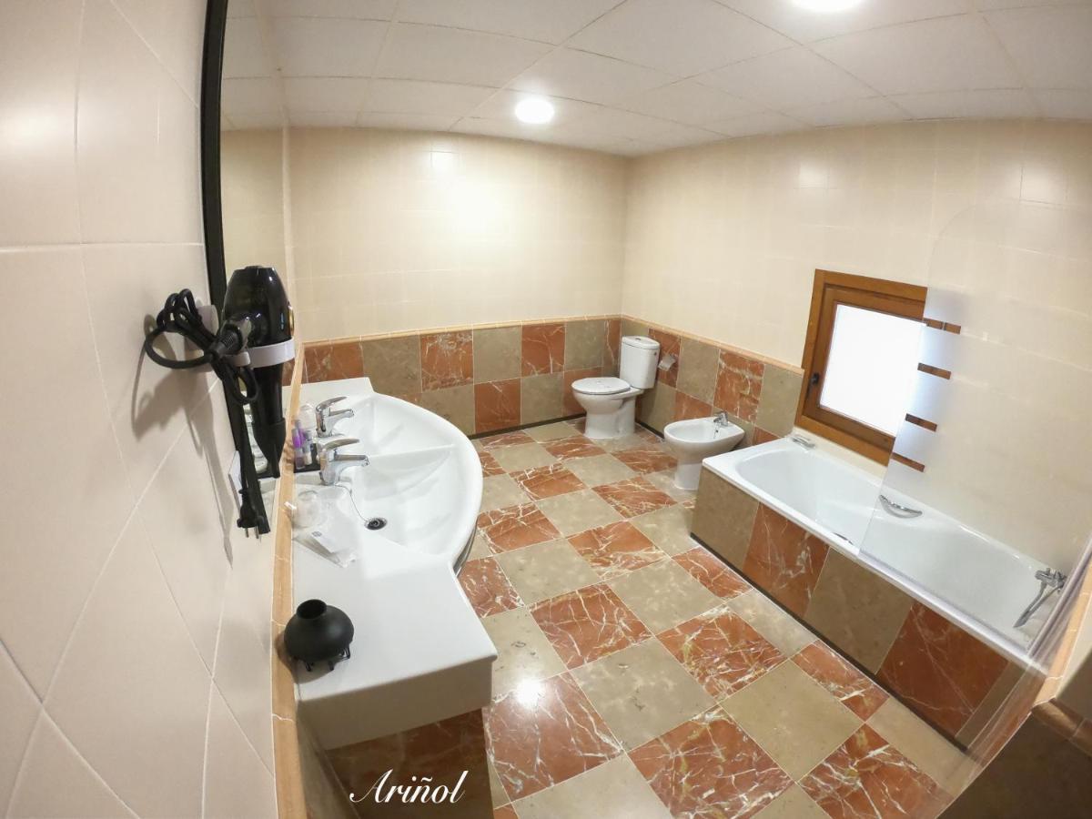 Hotel Baron Andilla Valdealgorfa エクステリア 写真