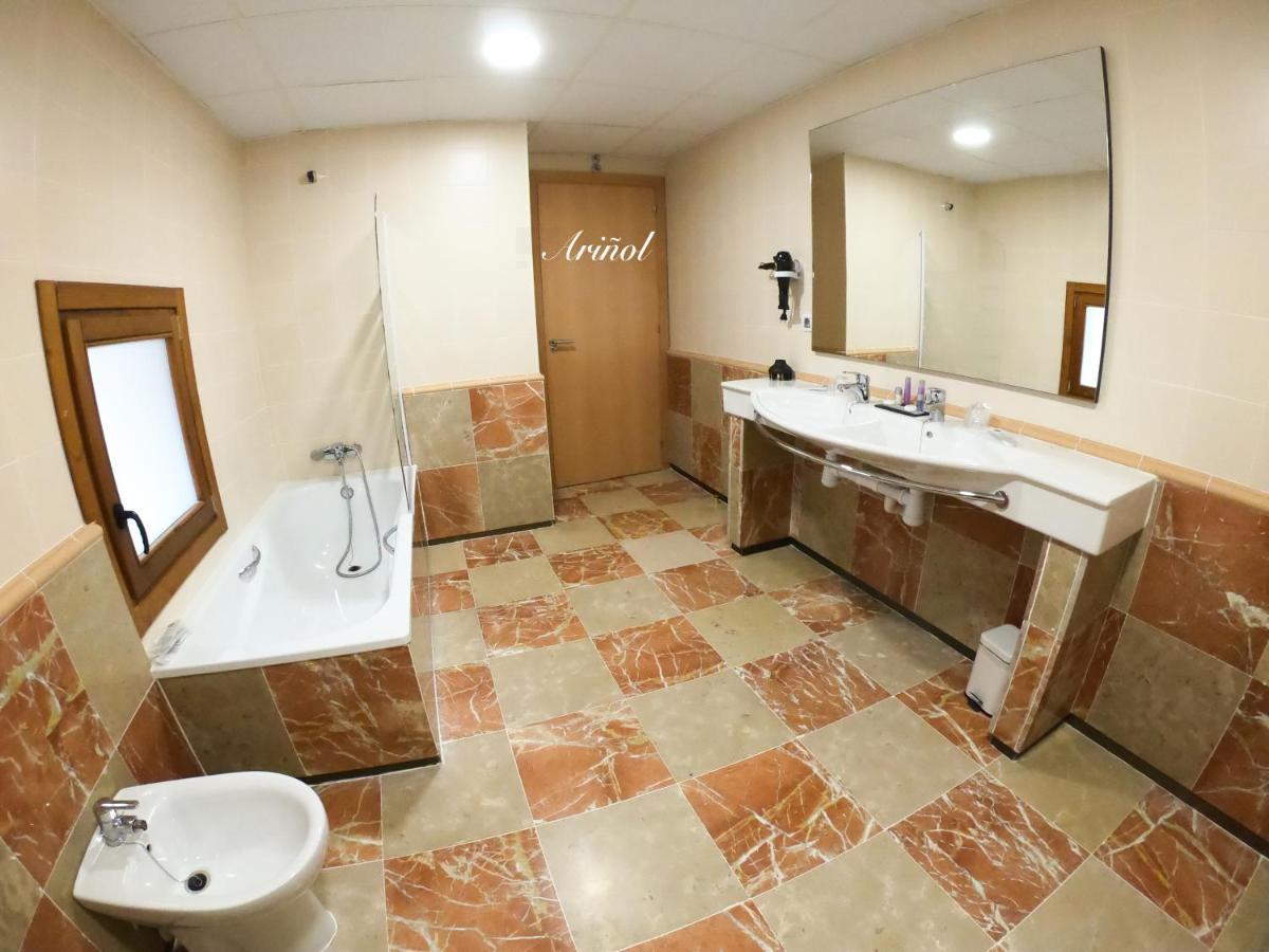Hotel Baron Andilla Valdealgorfa エクステリア 写真