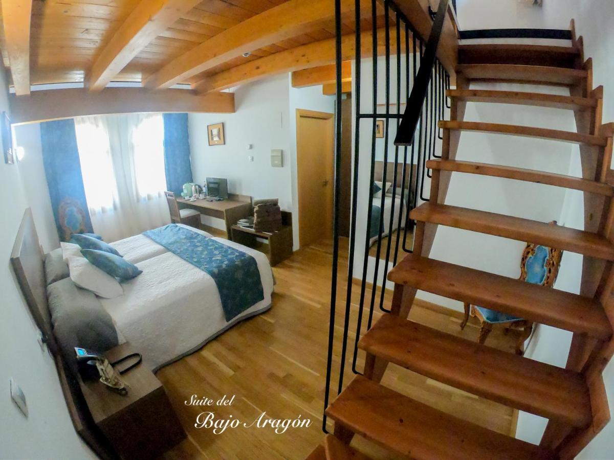 Hotel Baron Andilla Valdealgorfa エクステリア 写真