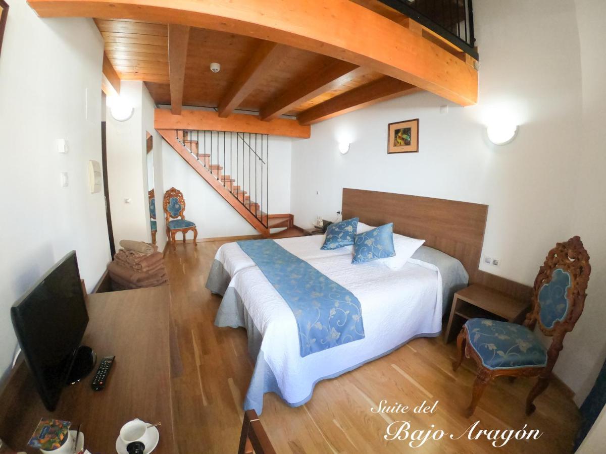 Hotel Baron Andilla Valdealgorfa エクステリア 写真