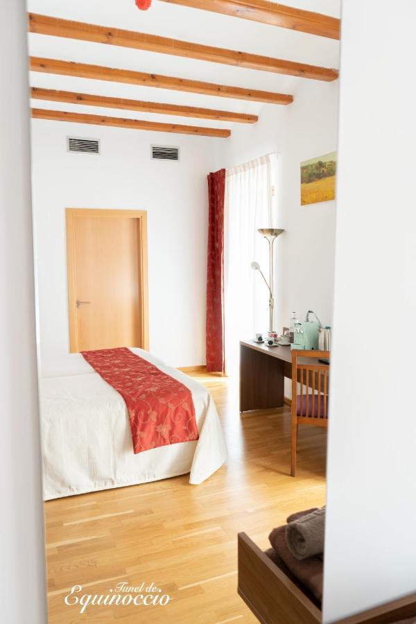 Hotel Baron Andilla Valdealgorfa エクステリア 写真