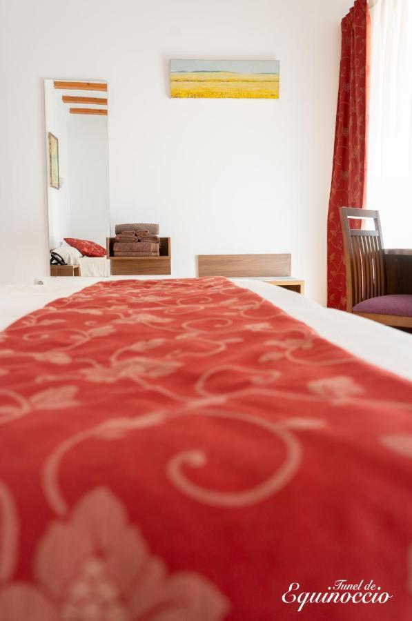 Hotel Baron Andilla Valdealgorfa エクステリア 写真