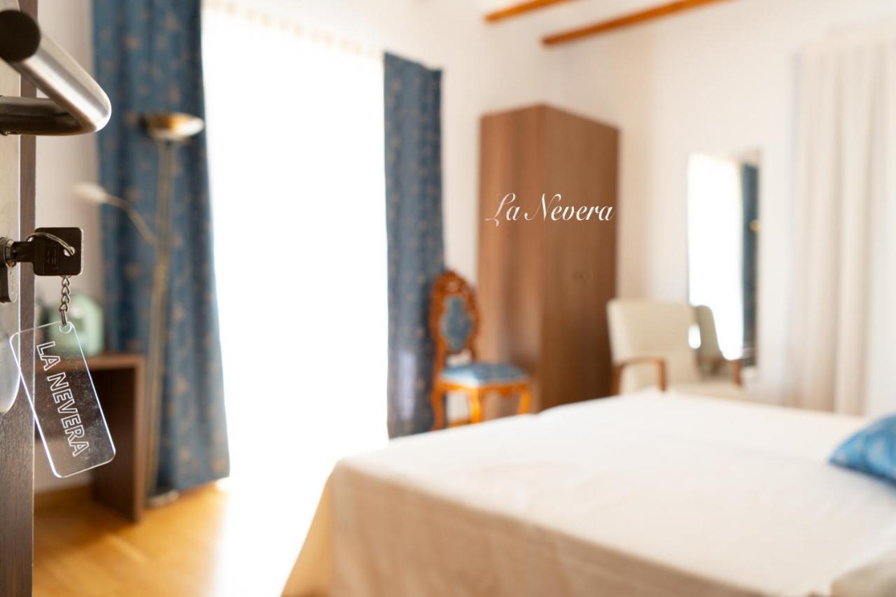 Hotel Baron Andilla Valdealgorfa エクステリア 写真