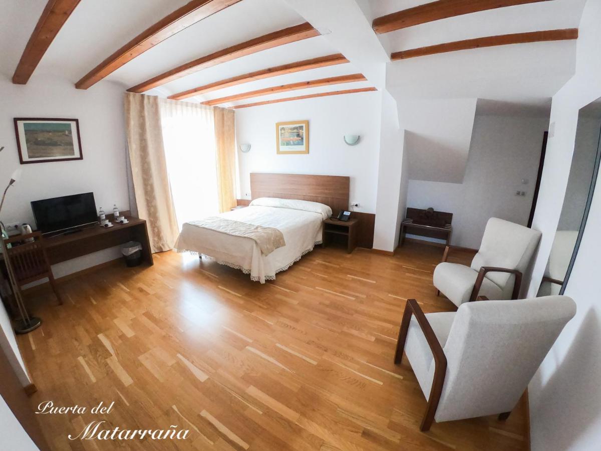 Hotel Baron Andilla Valdealgorfa エクステリア 写真