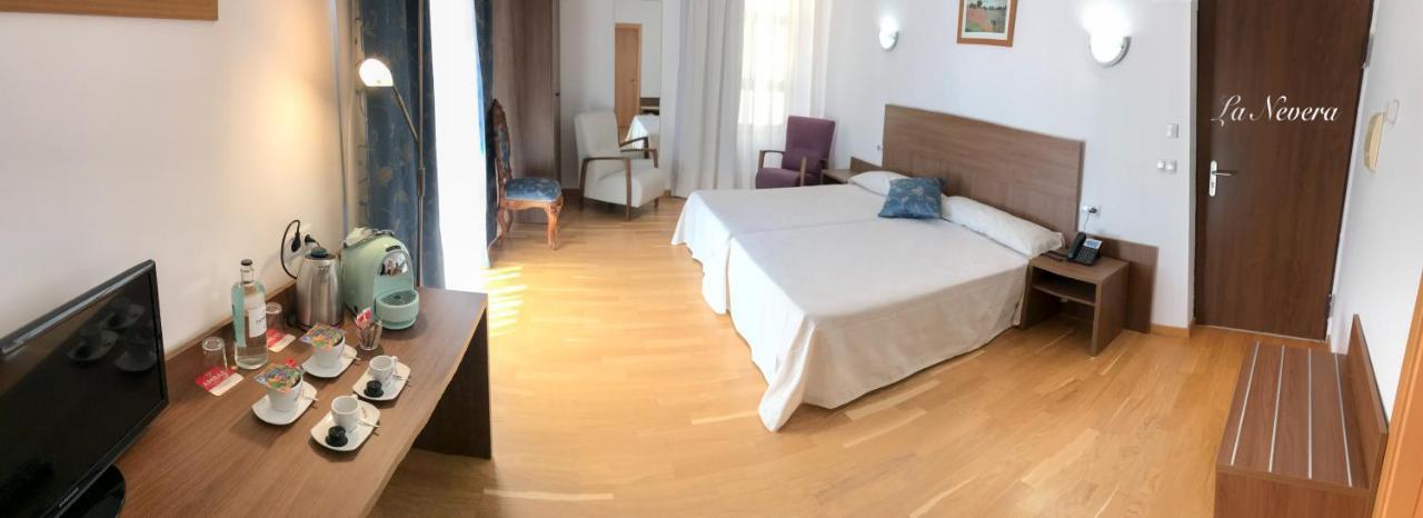 Hotel Baron Andilla Valdealgorfa エクステリア 写真